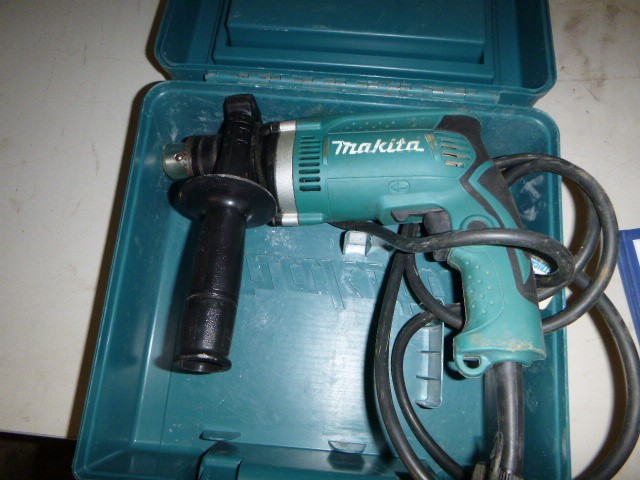 By The Vineyard Mixed Pack Pinot Grigio & Cab Merlot (12x 750mL). SEA.