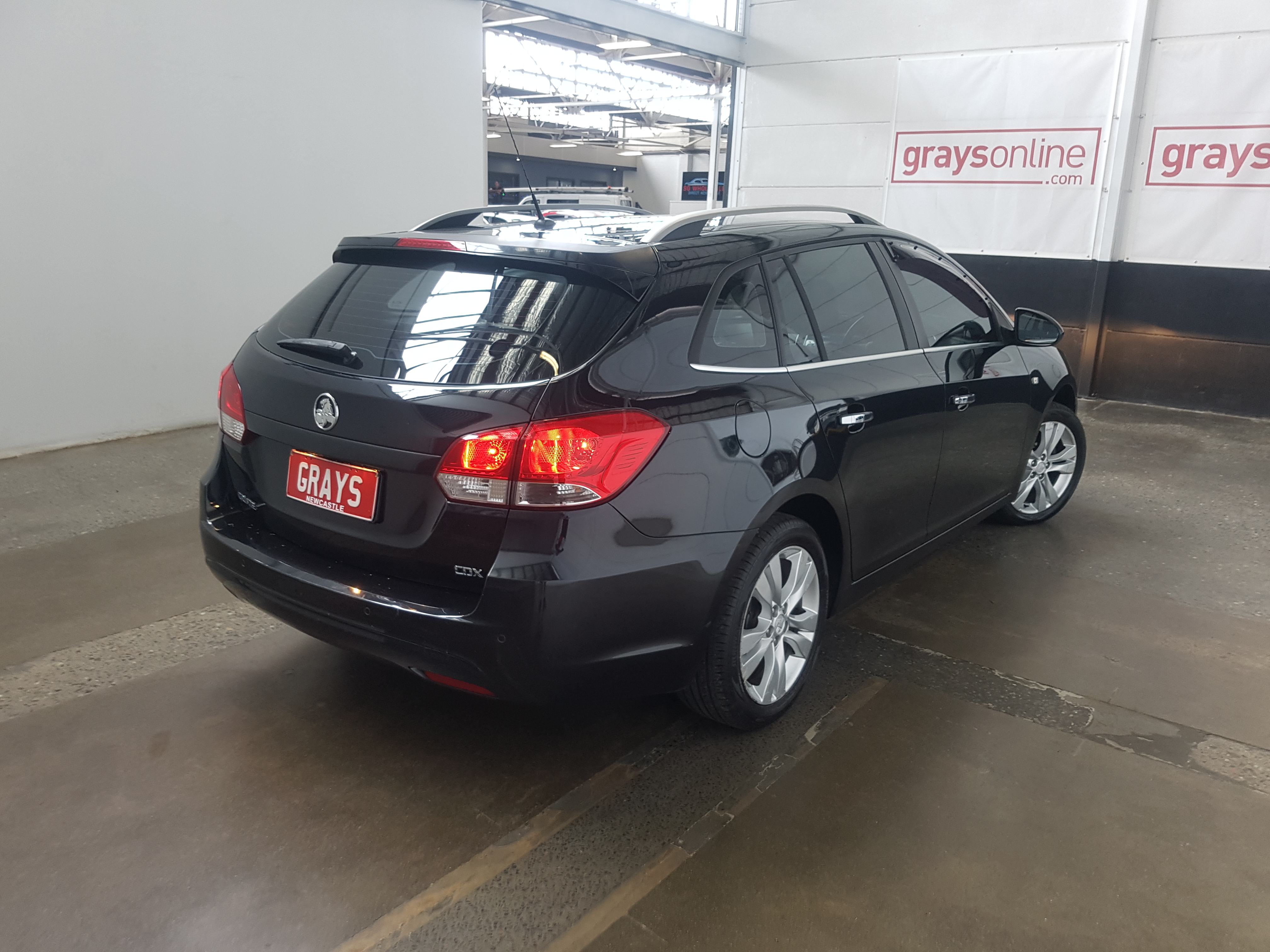 Jacqueline Blanc De Blancs Brut NV (6x 750mL), France.