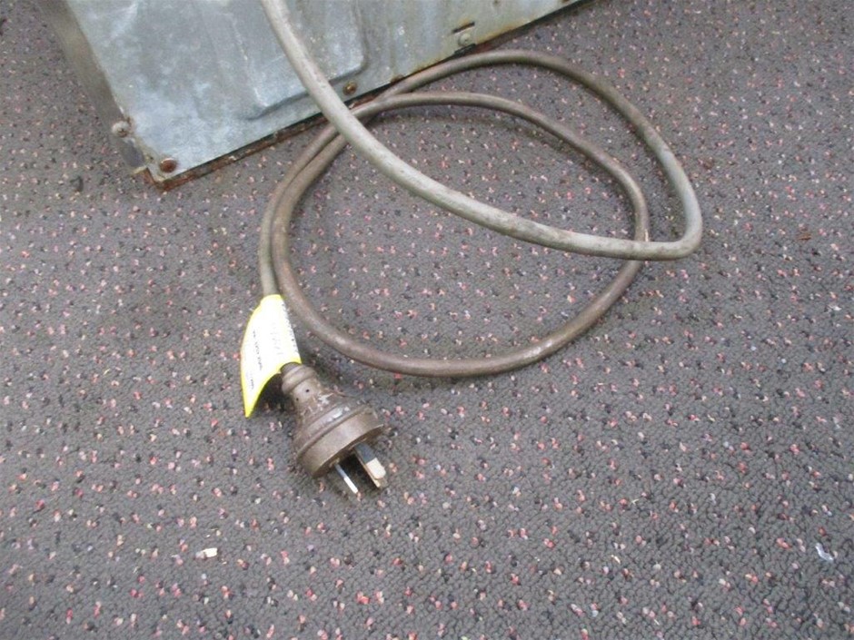 Fishbone Black Chardonnay 2025 (6x 750mL), Margaret River.