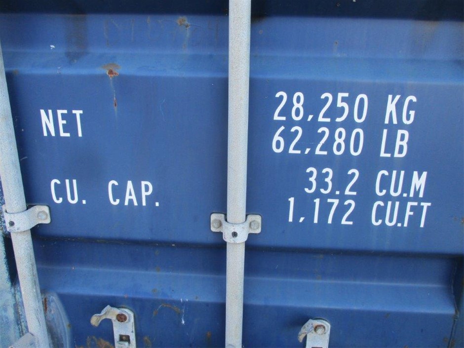 0.12 carat white round 4 diamond