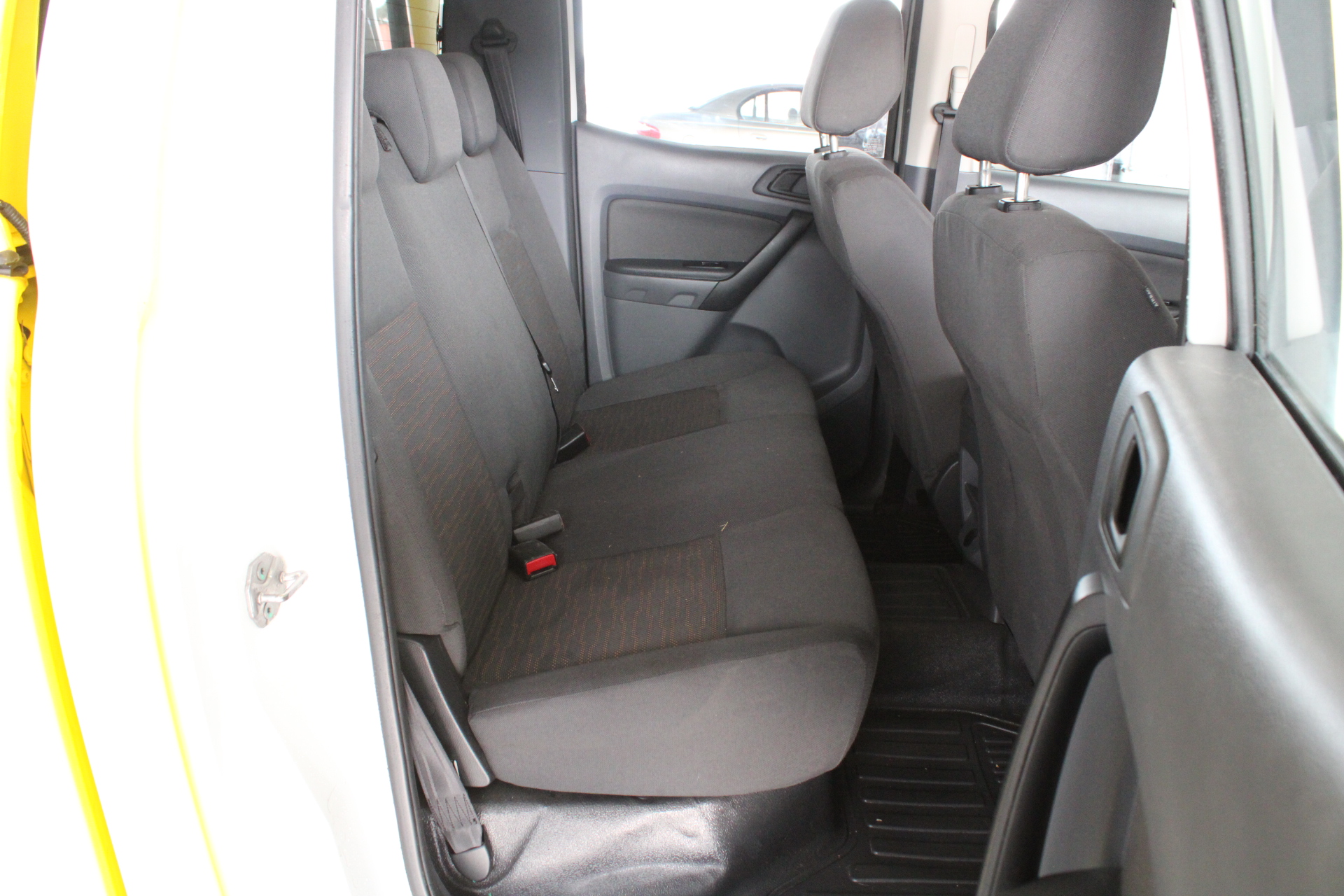 Global Trade Unit 1g (Approx) 999 Pure Silver Coin with Certificate, Invest