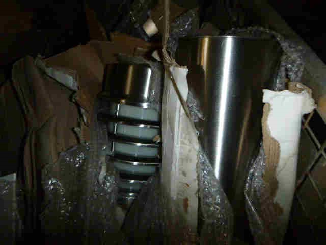 Replica Royal Ring - 16 Simulated Diamonds - US Size 6