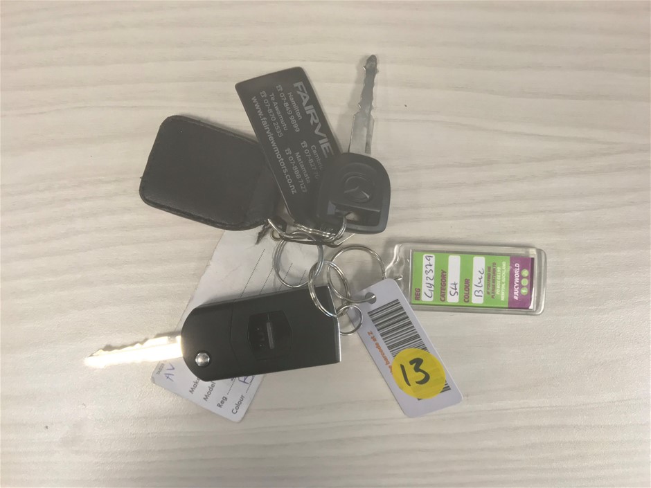 Waterproof  Watch Barrel Shaped Transparent Quartz Watch Popular