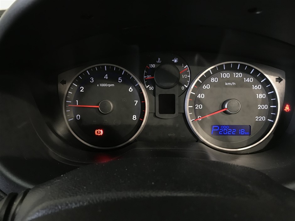 2003 Mitsubishi Triton 4X2 GLX DOUBLE CAB MK Manual Dual Cab