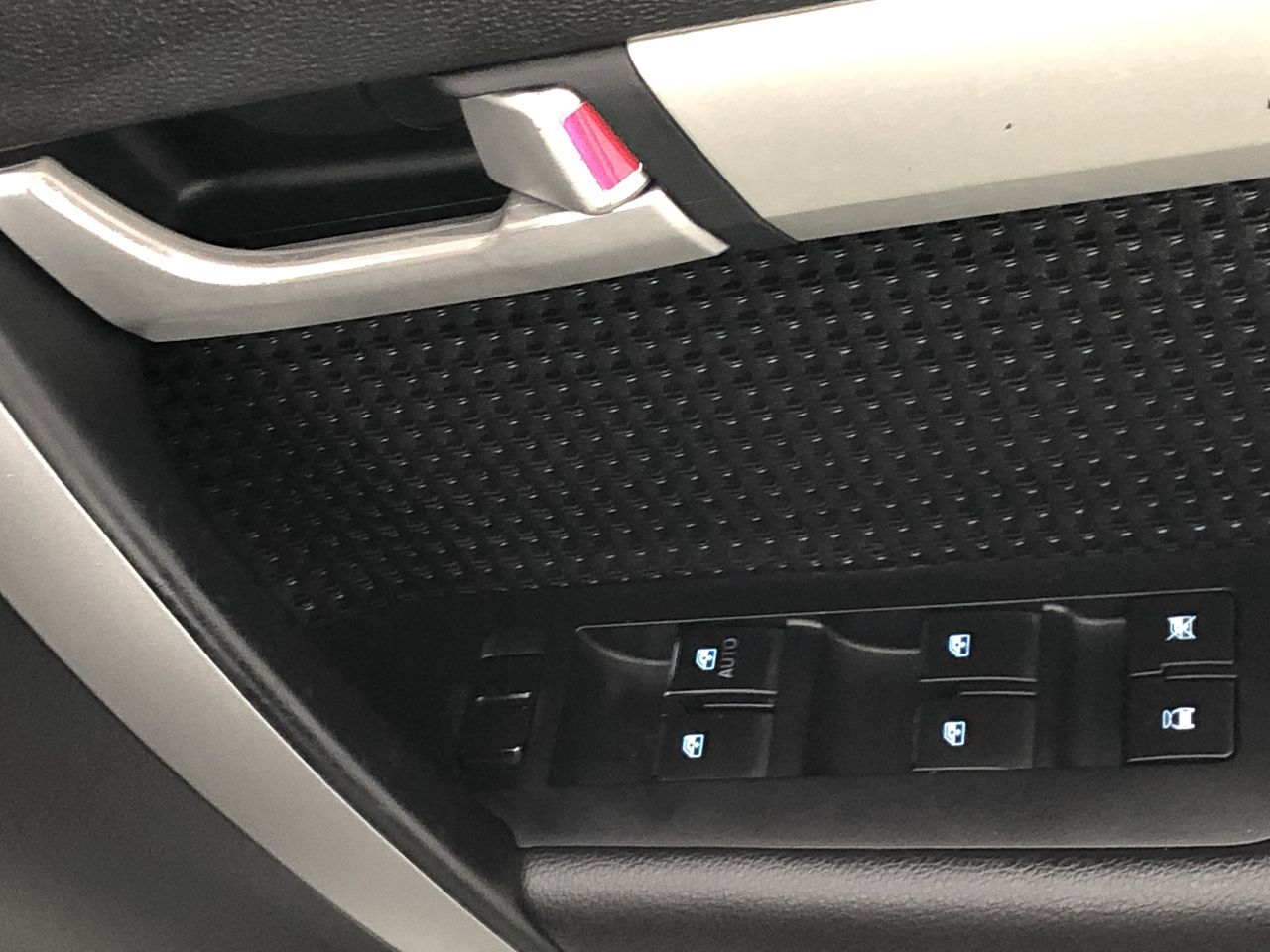 <p>Crate of  Rope Rollers</p>