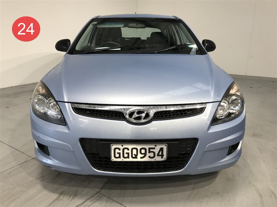 0.8ct Oval Cut GRA Certified Moissanite 925 Sterling Silver Ring - Size 9