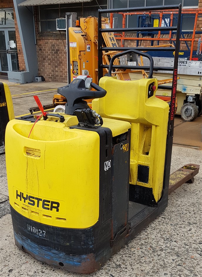 6sqft Top Grade Aqua Nappa Lambskin Leather Hide