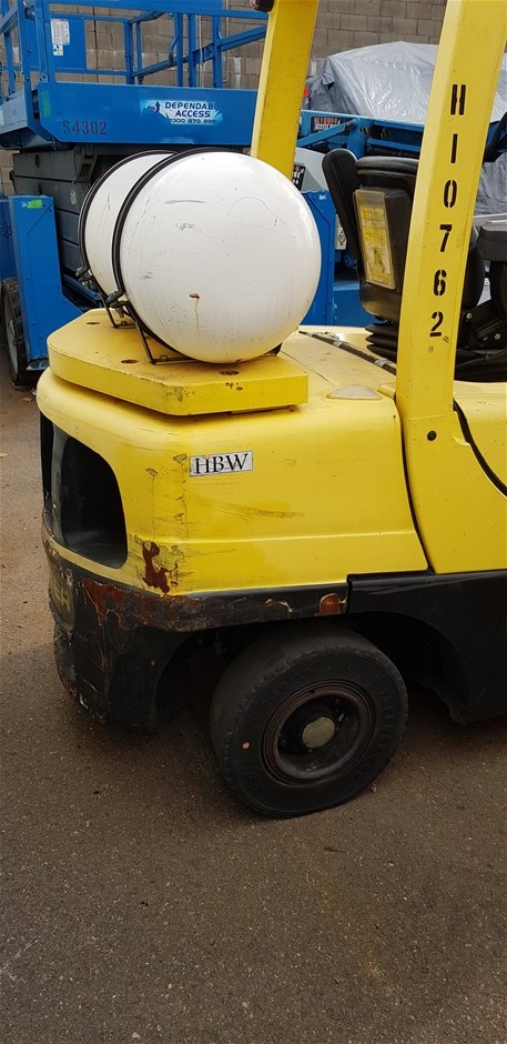 6sqft Top Grade Navy Colour NuBuck Lambskin Leather Hide