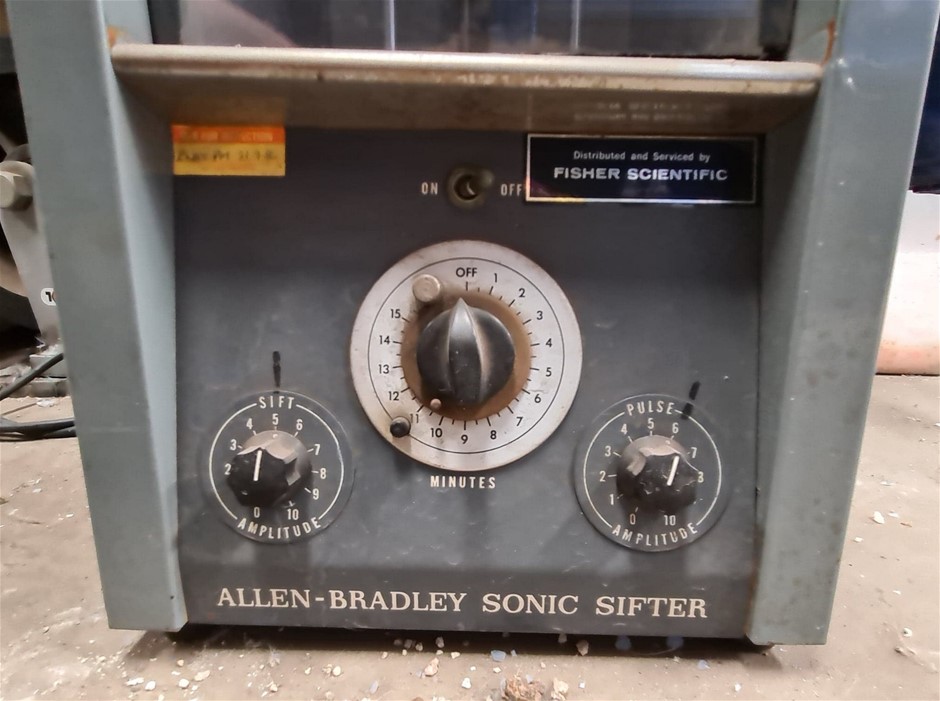 Micro Pipettors Assorted Type and Volume Sizes