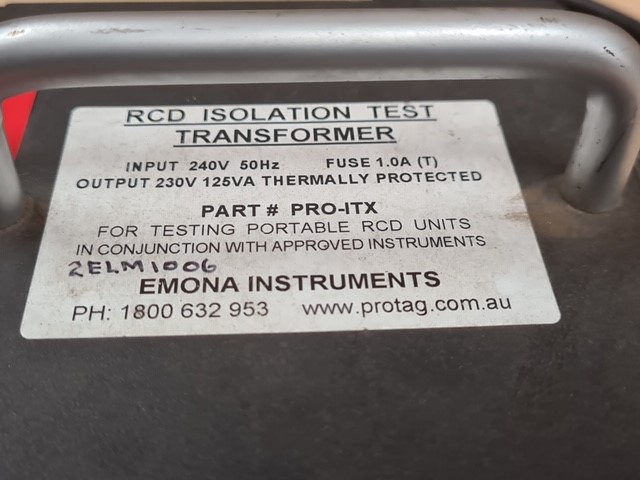 Wolf Blass Red Label Sauvignon Blanc (6x 750mL). Current Vintage Release.