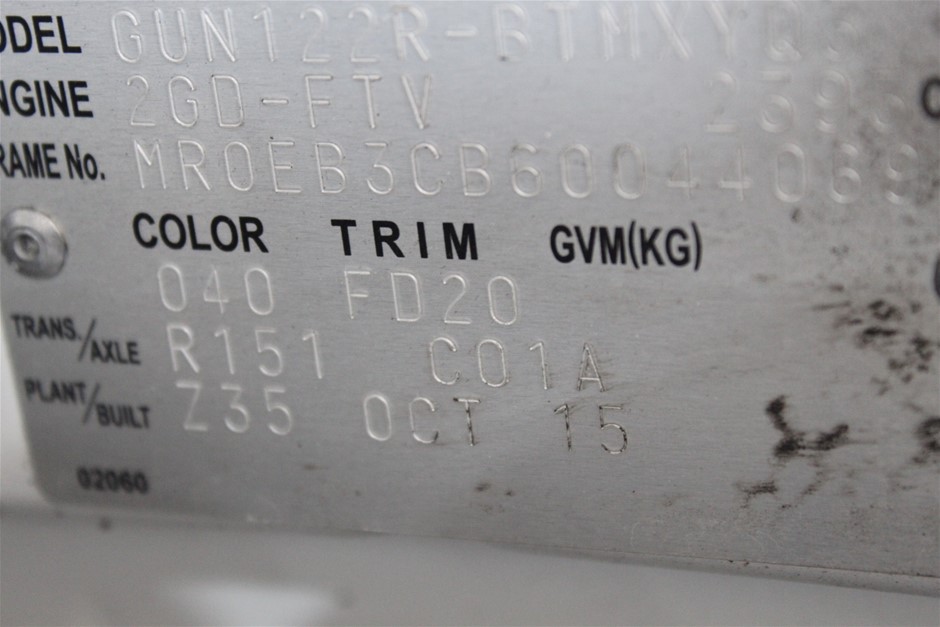 Wolf Blass Zero Alcohol Sparkling Cuvee NV (6x 750mL).