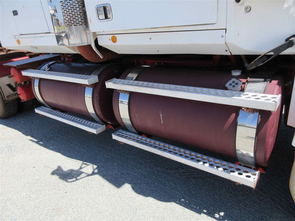 1200 Thread Count Egyptian Cotton Fitted Sheet | White | Cot Size