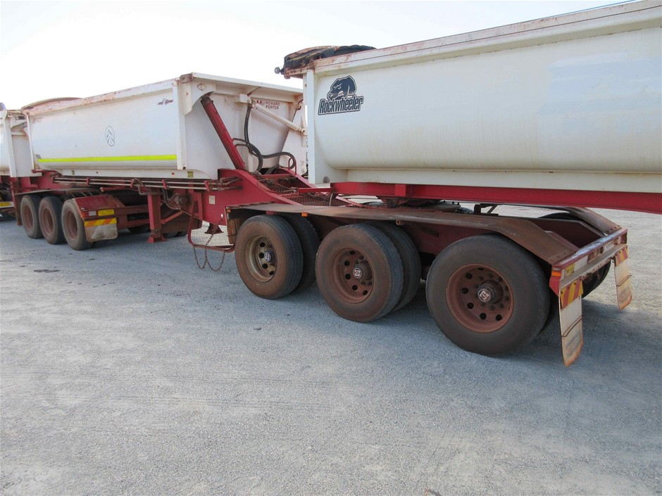 OZTRAIL Commercial Deluxe Gazebo, 6.0 m - Hydroflow Anti-ponding Bars, 600