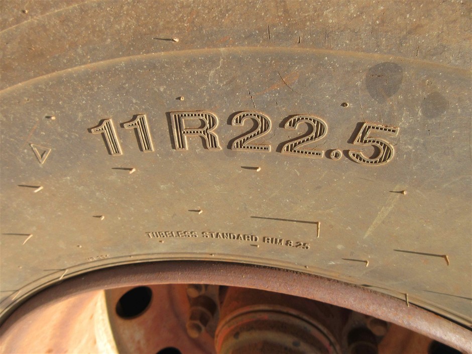 BONGKIM Power Tower Pull Up Bar - Portable Pull Up Station, 330LBS Capacity