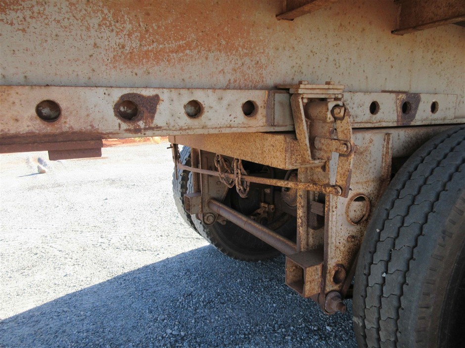 ZINUS Van King Single Bed Frame 40cm Metal Bed Base, Steel Slat Mattress Su