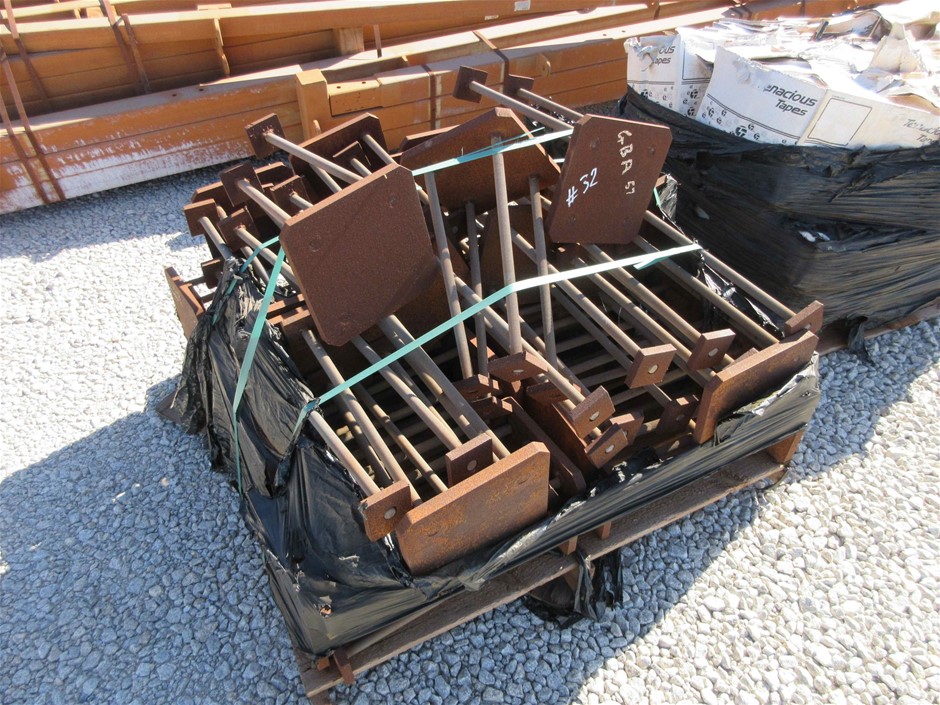 2 x LUSH DECOR Ruffle Shower Curtain, 72" x 72", Ivory.