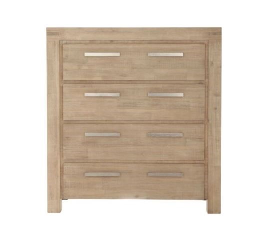 4.33 carat green emerald certified valua: USD 6495