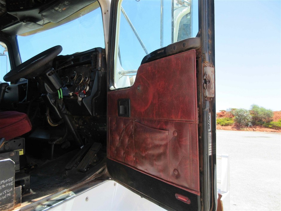 Wirra Wirra Church Block Red Blend (6x 750mL).