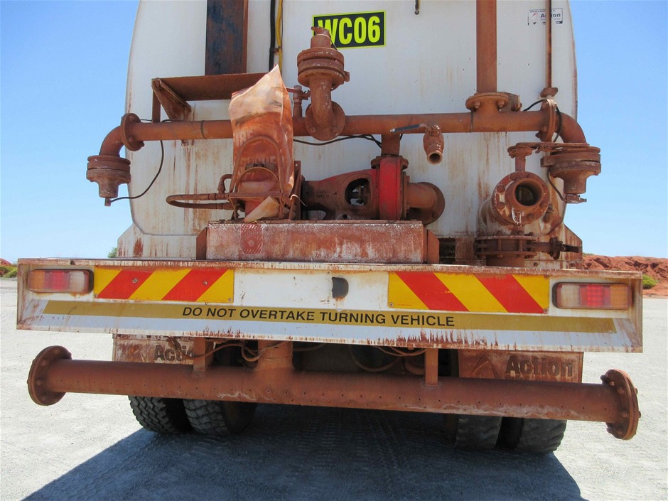 Little Giant Pinot Noir (6x 750mL).