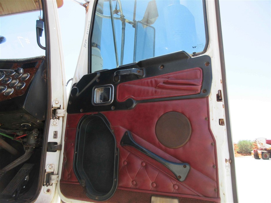 Secret Stone Sauvignon Blanc (6x 750mL)