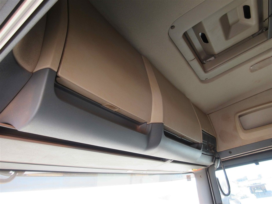 White Pearls Tiger Eye Gemstone Jewellery Jewellery Set