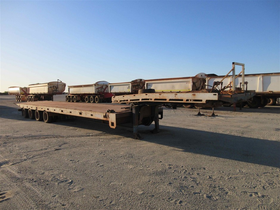 ADVENT Women's Shorts, Size M, 100% Lyocell, Black.  Buyers Note - Discount