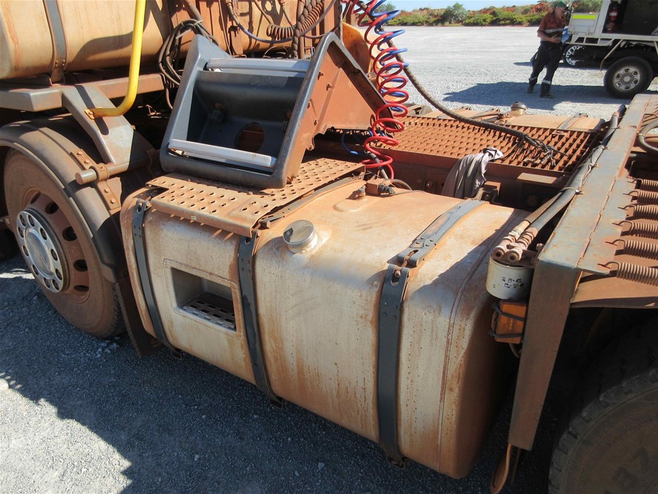 OLAIAN Men's Surfing Surf Hat 500 Black, One Size.  Buyers Note - Discount