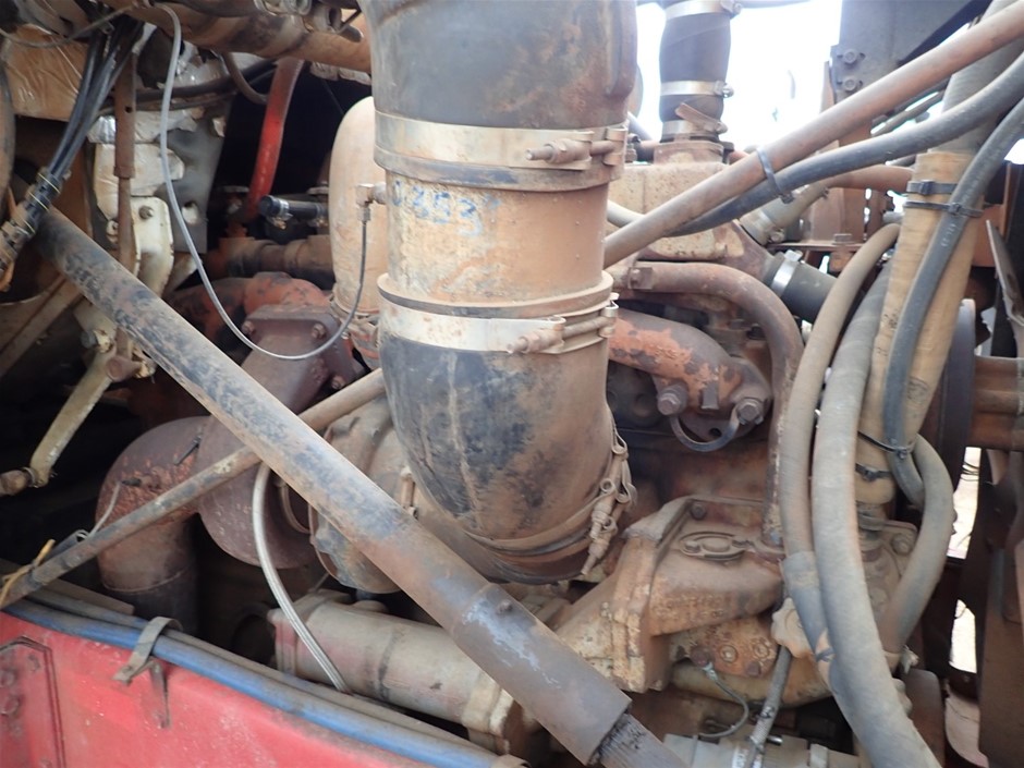 4 x 2XU Women's Sailing Short Sleeve Fibretech Tee, Size XS, White/Green.