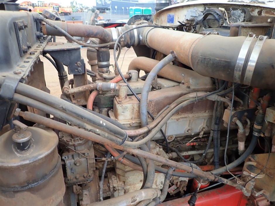 5 x 2XU Womens High Performance Power S/S Top, Size S, Black/Rose.  Buyers