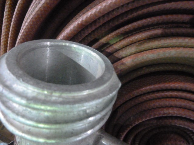 Jada Toys Sesame Street - 1963 1:24 Scale Die Cast Volkswagen Bus with Cook