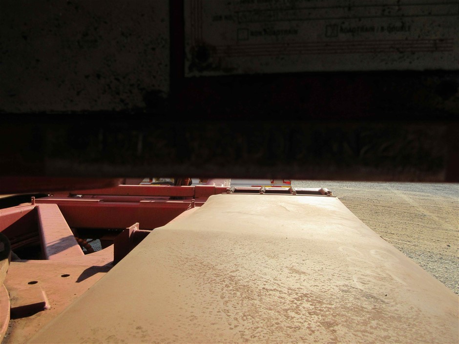 <p>Mini Loader Bucket 4 in 1</p>