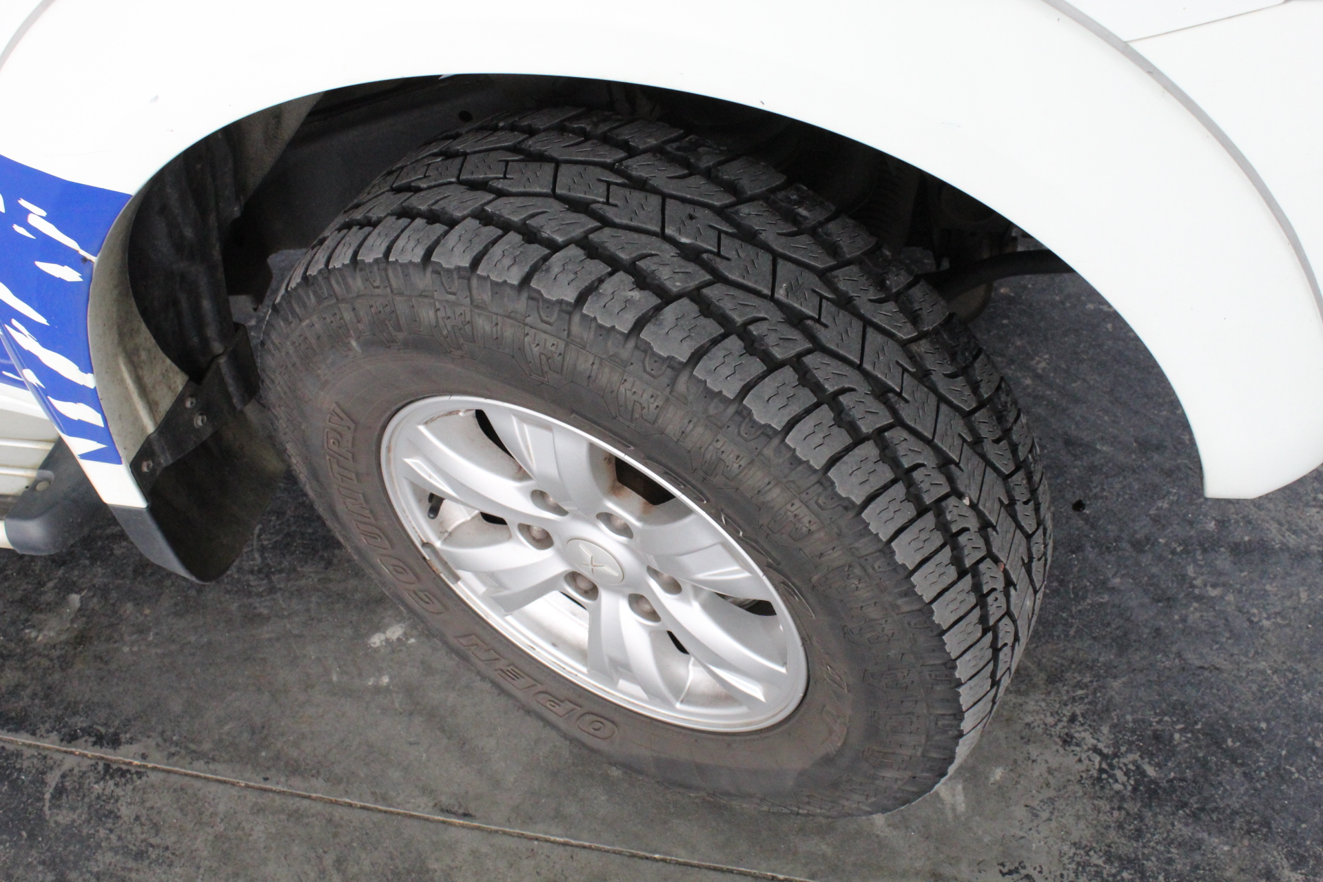 New Waterproof Men'S Watch Barrel Shaped Transparent Quartz Watch Popular