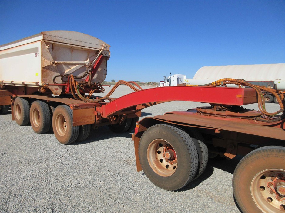 HOLDEN MOTORING SET OF 7 LOGO PIN COLLECTION SET IN PRESENTATION BOX