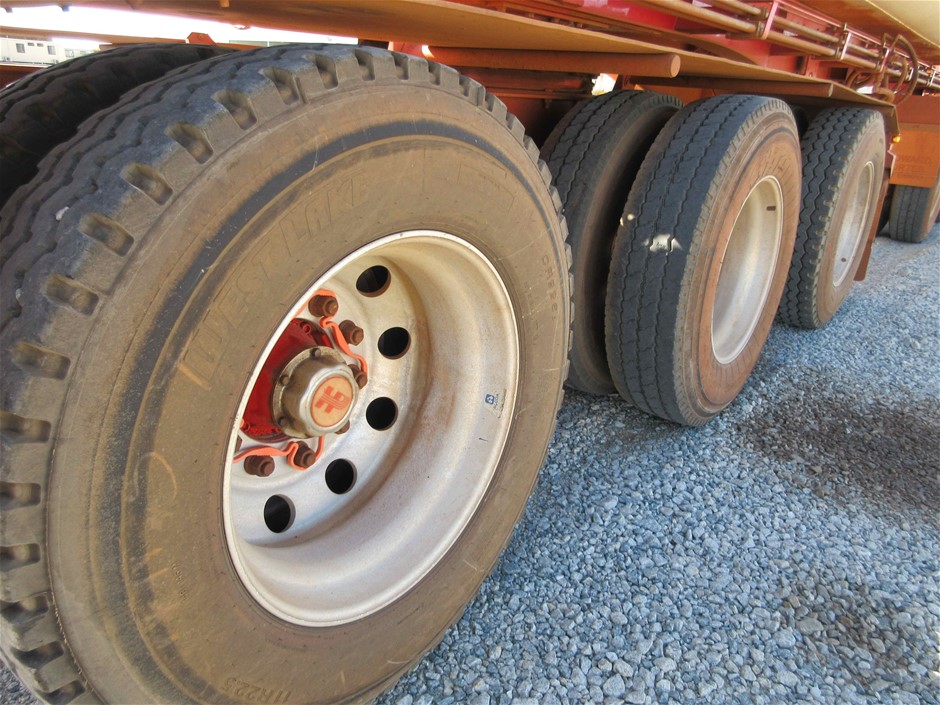 NED KELLY UNIQUE BOXED SET OF 1 GOLD INGOT & PISTOL - FINISHED IN 24K GOLD