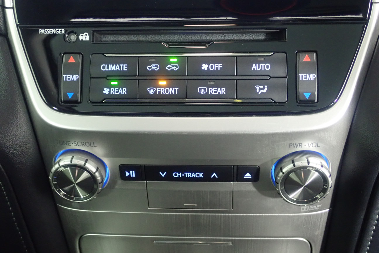 Set of 4 x THULE Rapid Traverse Foot Pack.