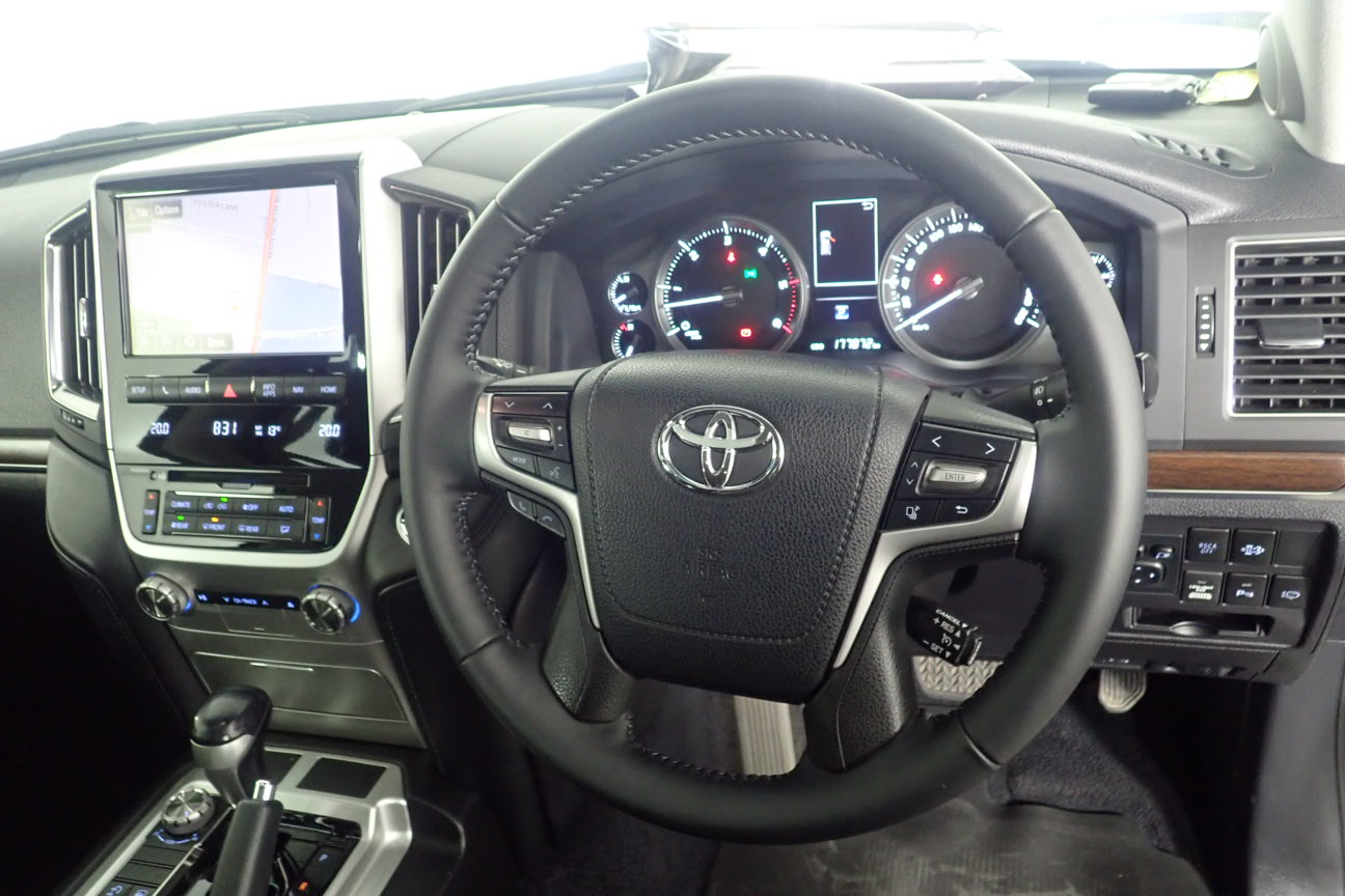 KINCROME 24V 9-Stage Battery Charger, 6amp Output, Auto Diagnosis and Charg