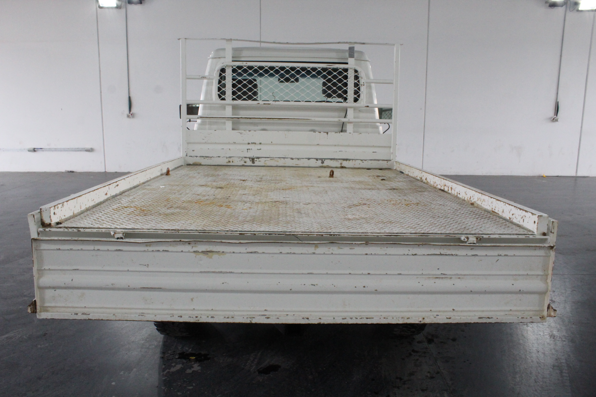 1 Cubic Yard Self Tipping Skip Bin To Suit Forklift( Unused)