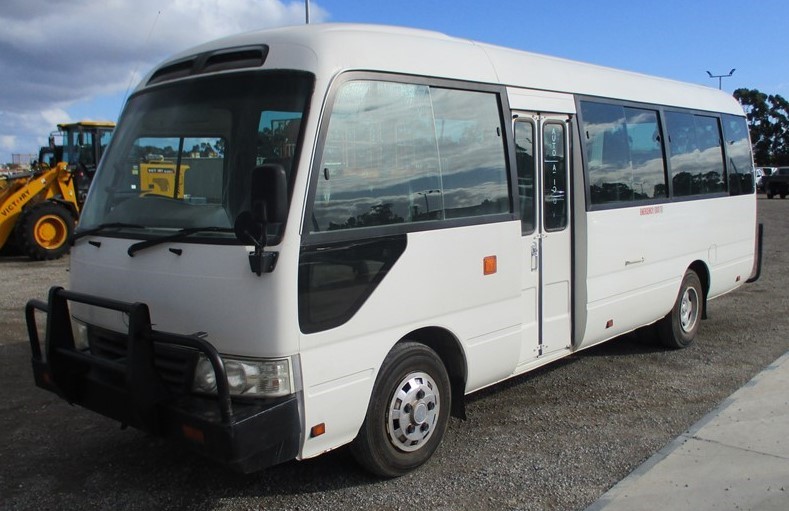 GAIN 108pc Flings Tango Twist Laundry Detergent Pacs. N.B: Missing lid & ap