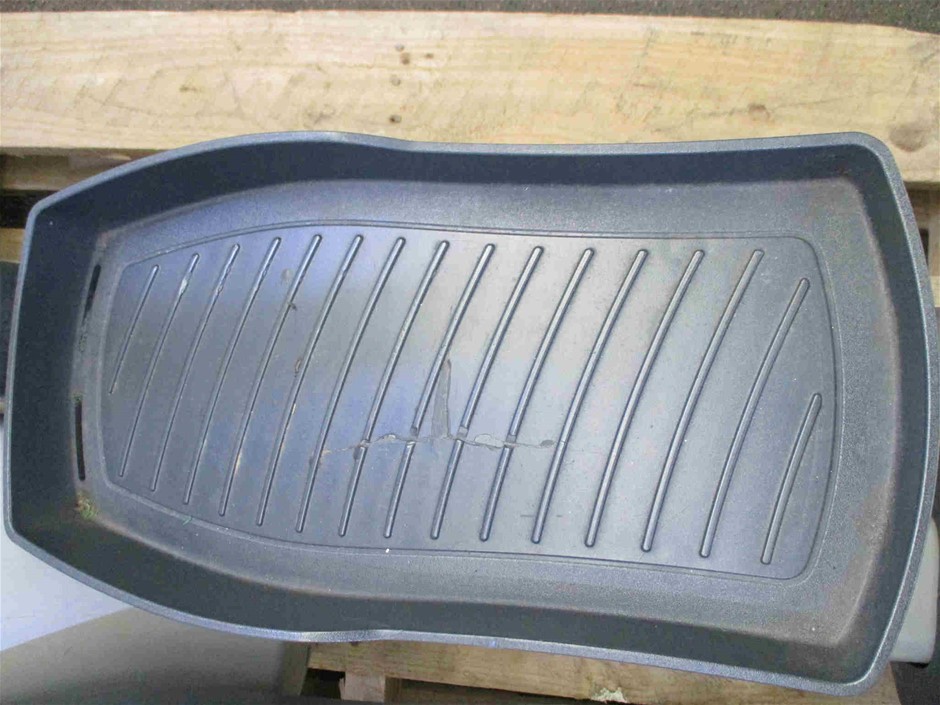 SANSAI Amplified Indoor Antenna, ATN228C. NB: USB Power Supply Not Included