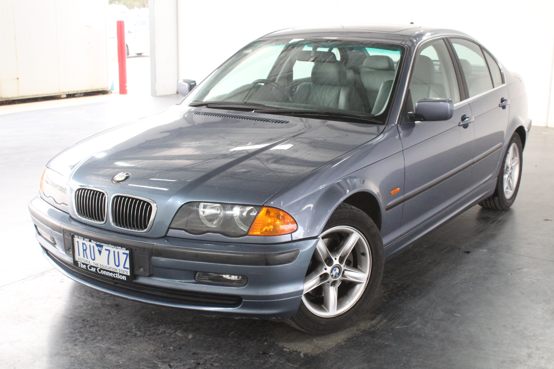 20 x Assorted Electronics and Accessories, INCL: APPLE, HP, LOGITECH, ETC.