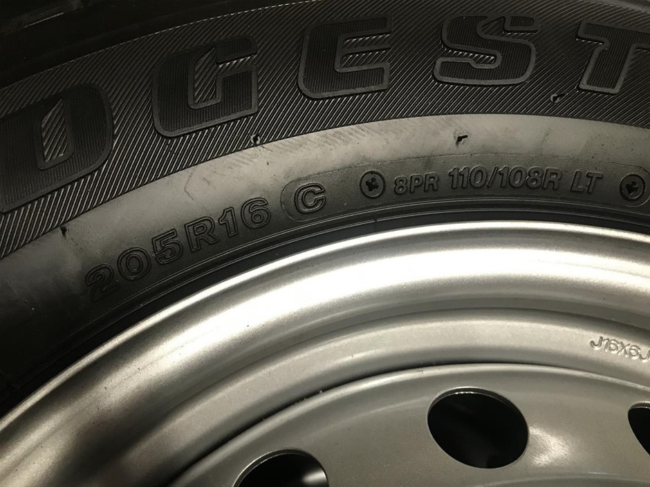 Lake Road Estate Series Sauvignon Blanc 2024 (12x 750mL) NZ