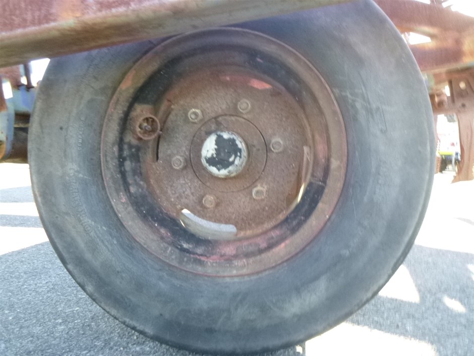 1/100 Scottdale gold bar unc