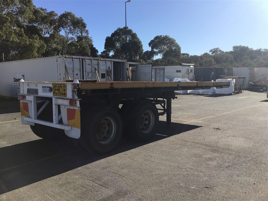 Waterproof  Watch Barrel Shaped Transparent Quartz Watch Popular