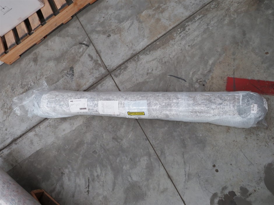 0.16 Carat White 4 round diamonds