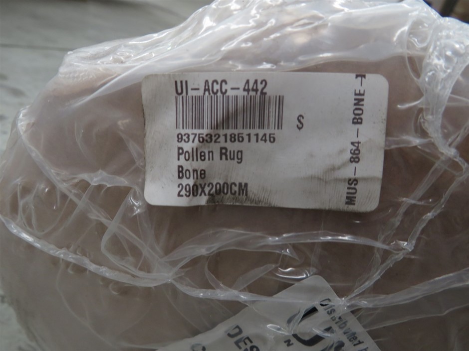 HOLDEN MOTORING SET OF 7 LOGO PIN COLLECTION SET IN PRESENTATION BOX