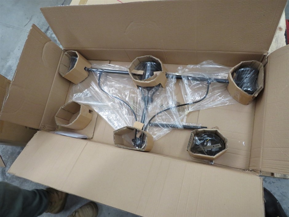 New "Ned Kelly #1" 1/10th oz HGE 999 Gold Australiana Coin In Wood Display