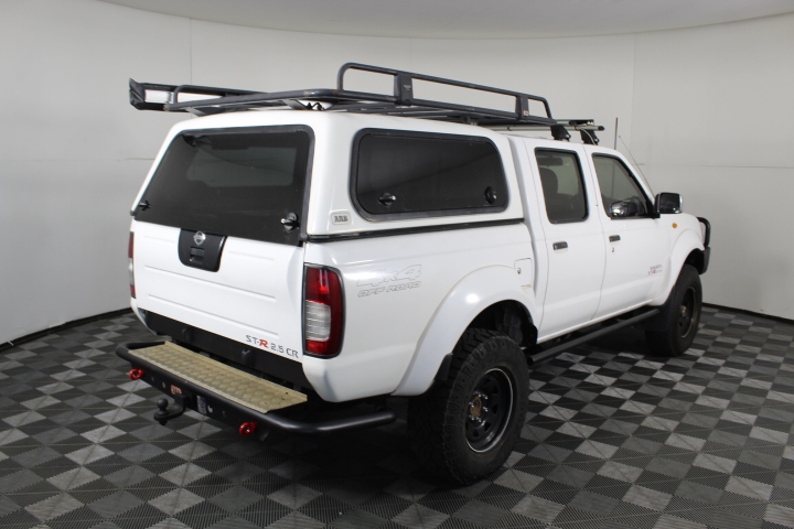 Large Oval 925 Sterling Silver Simulated Diamonds Ring - Size 9