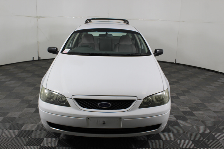 DeWALT Multi Purpose Tool Pouch 26 x 14 x30.5cm, External Leather Tool Hold