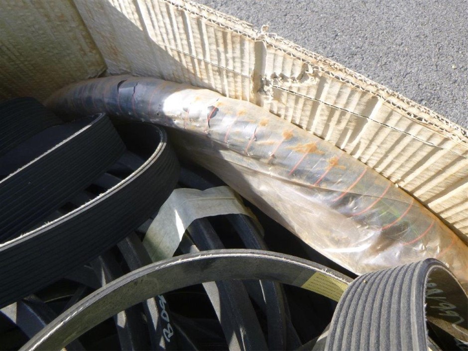 SONY X-Series Portable Wireless Speaker, Black, Model SRSXG300B. NB: Minor