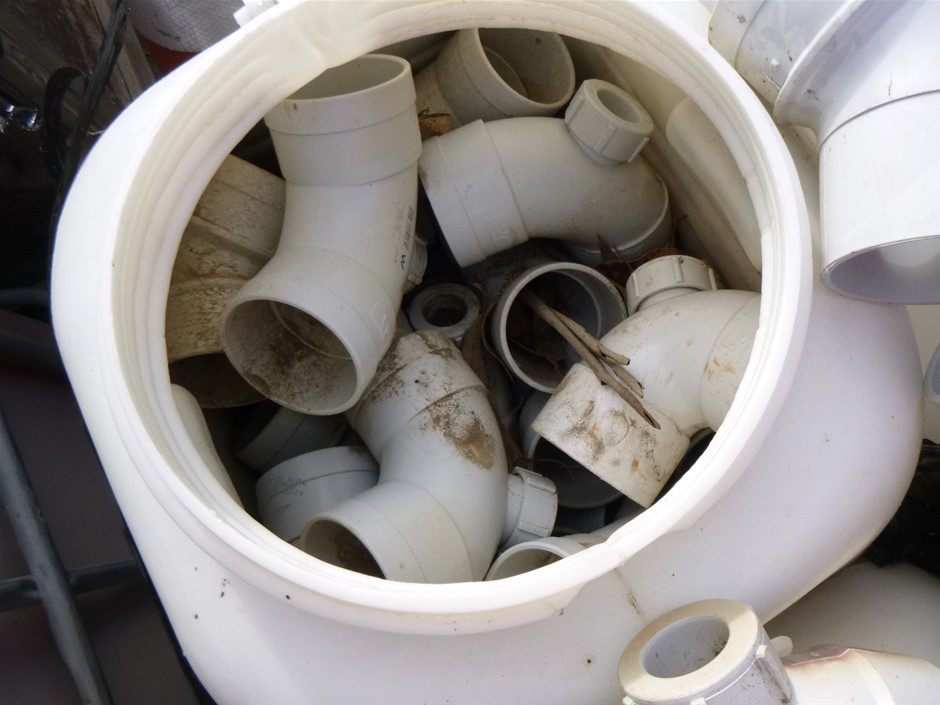 WILSON W/S Grip Plus Mens Right Hand Golf Glove, White, Medium